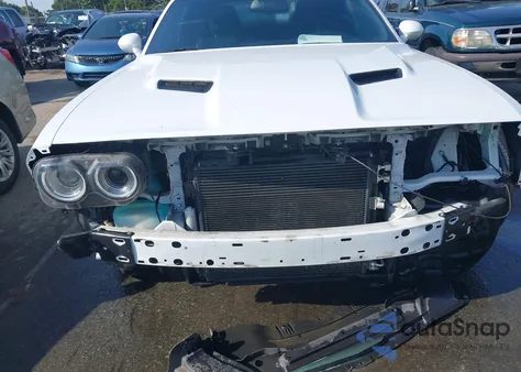 2015 Dodge Challenger Sxt z USA, uszkodzony, nr VIN 2C3CDZAG3FH861134